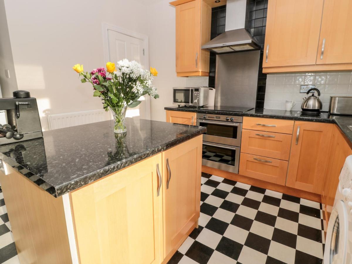 Tynemouth Village Penthouse นอร์ทชีลด์ส ภายนอก รูปภาพ