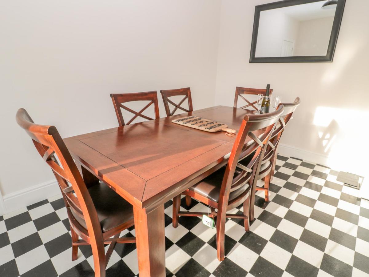 Tynemouth Village Penthouse นอร์ทชีลด์ส ภายนอก รูปภาพ